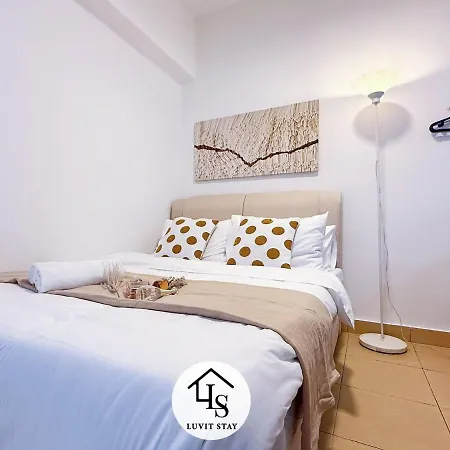 Holiday Place By Luvit Stay